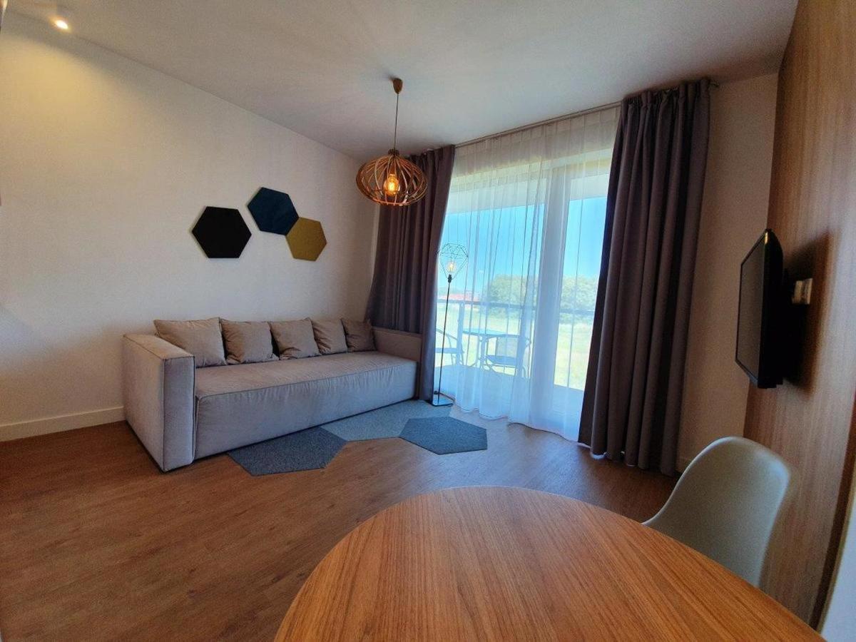 Prywatne Apartamenty W Hotelu - 365Pam Sarbinowo Exterior foto